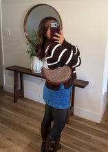 Load image into Gallery viewer, A BLISS SWEATER (BROWN)
