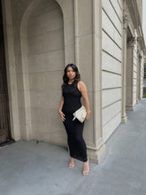 Load image into Gallery viewer, STAYCATION MIDI DRESS

